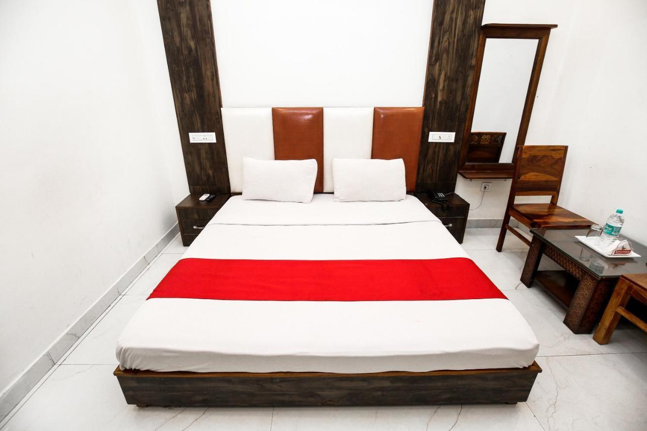 Hotel Woodcrest Zirakpur Chandigarh - Luxury Rooms Bagian luar foto