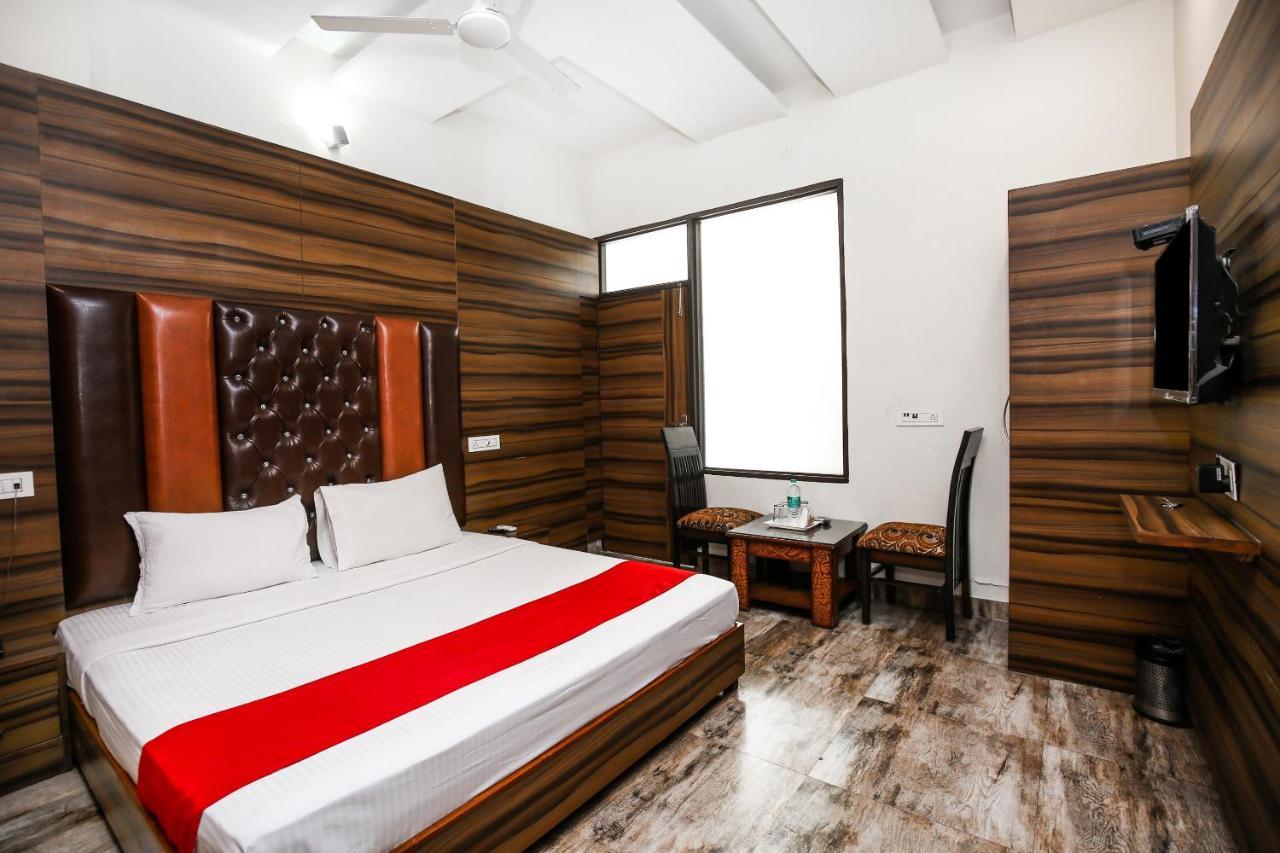 Hotel Woodcrest Zirakpur Chandigarh - Luxury Rooms Bagian luar foto