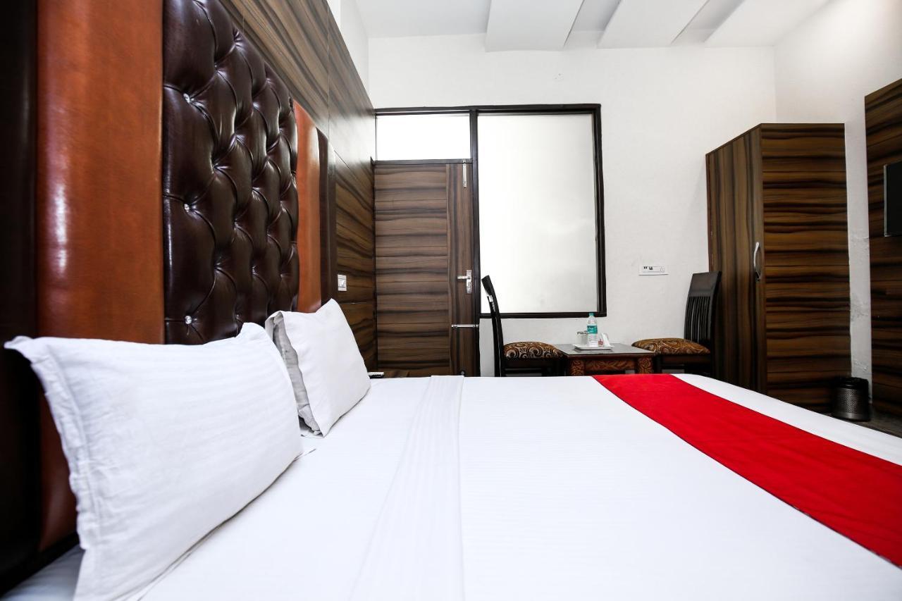 Hotel Woodcrest Zirakpur Chandigarh - Luxury Rooms Bagian luar foto