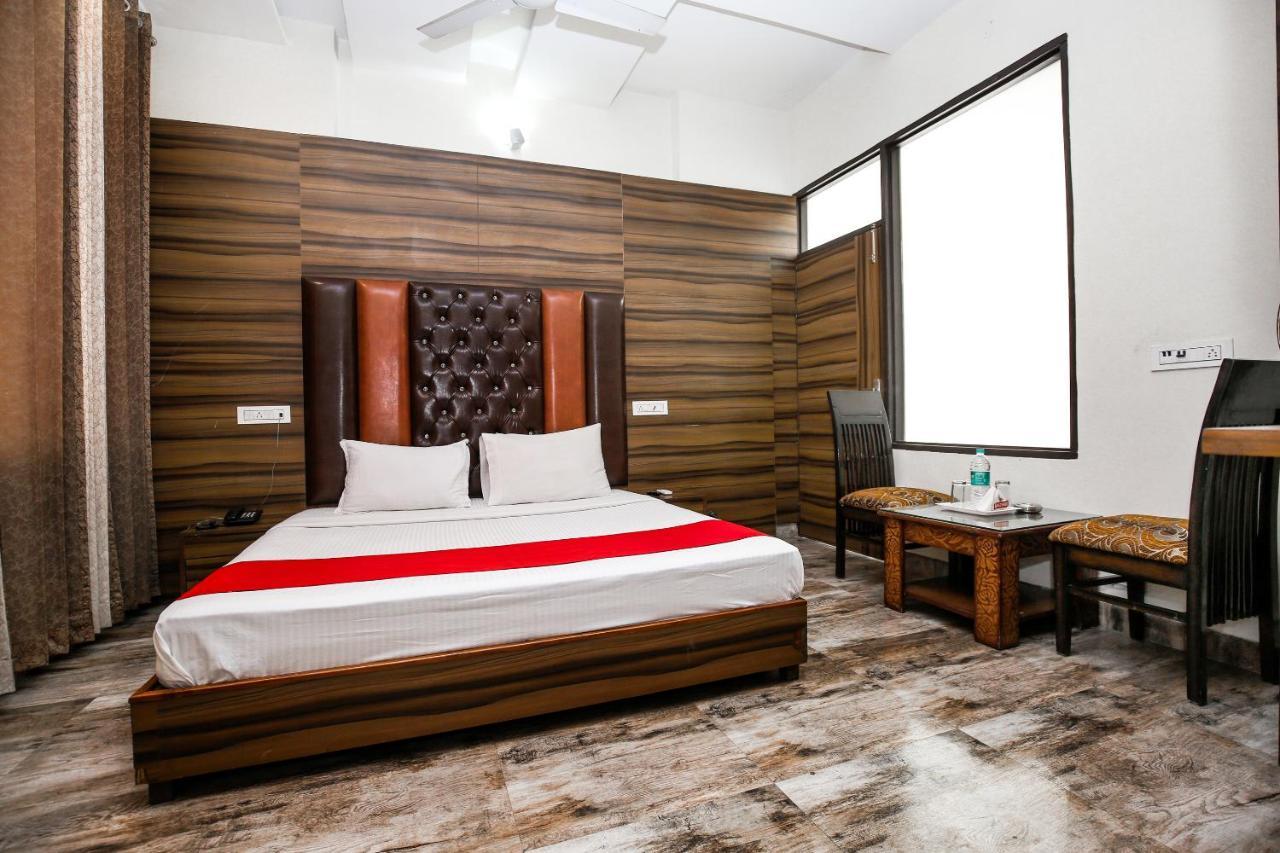 Hotel Woodcrest Zirakpur Chandigarh - Luxury Rooms Bagian luar foto