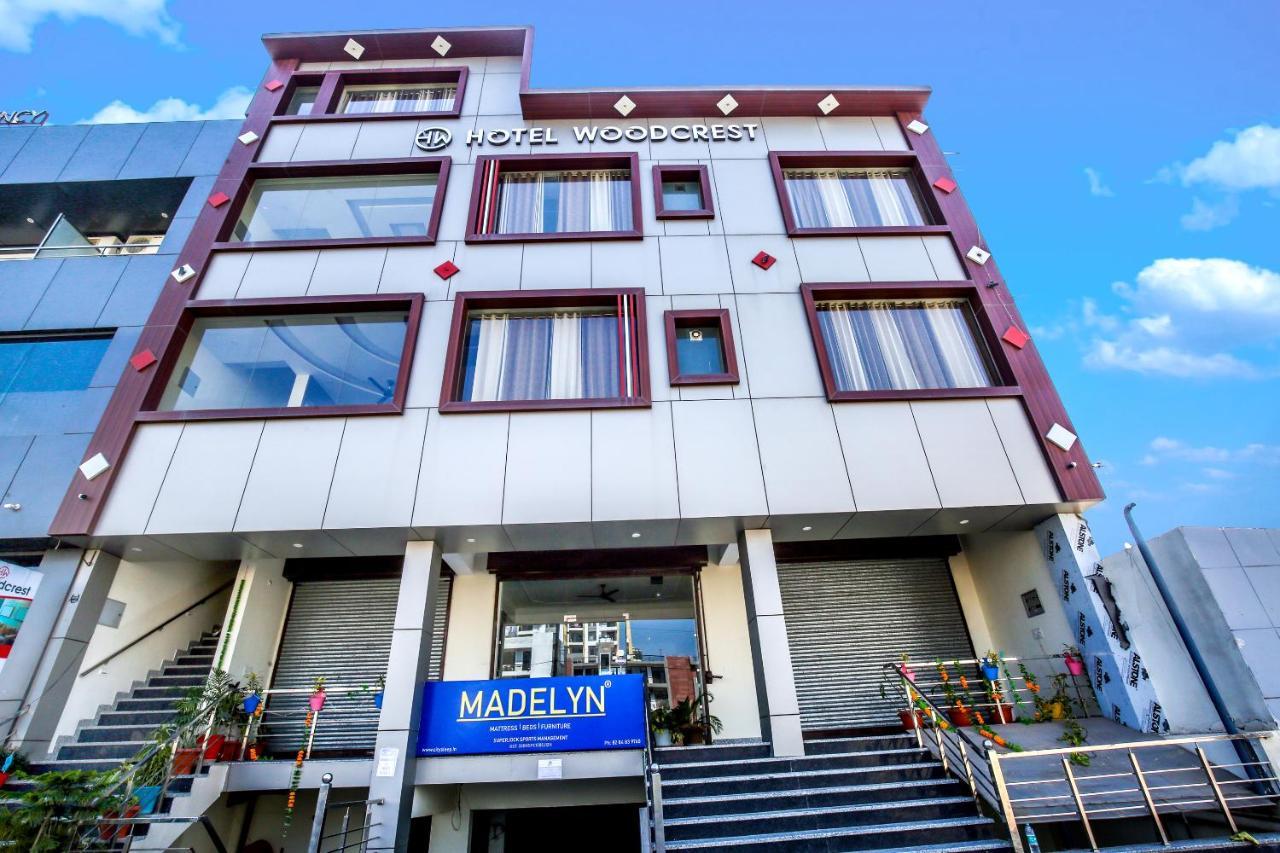 Hotel Woodcrest Zirakpur Chandigarh - Luxury Rooms Bagian luar foto